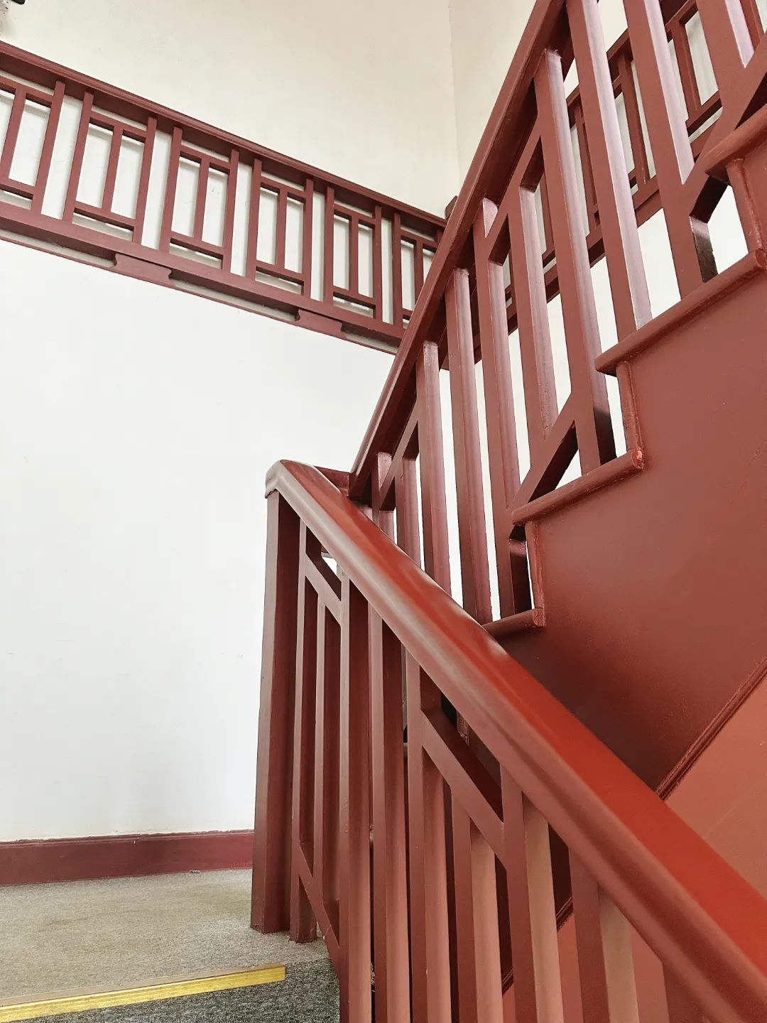 1734056880124474.jpg 9213a3bc3279b87c457d5c0cc5e0e71f.jpg