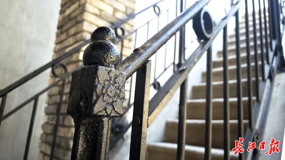 1734058447128205.jpg eb0f5f9d1003c7b00919144222ad13a0.jpg